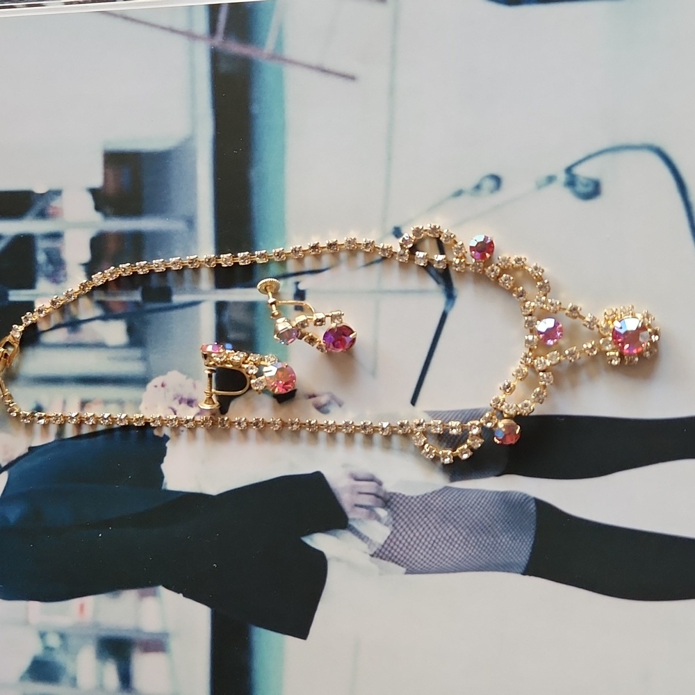 vintage 1950s pink rhinestone set, necklace and earrings